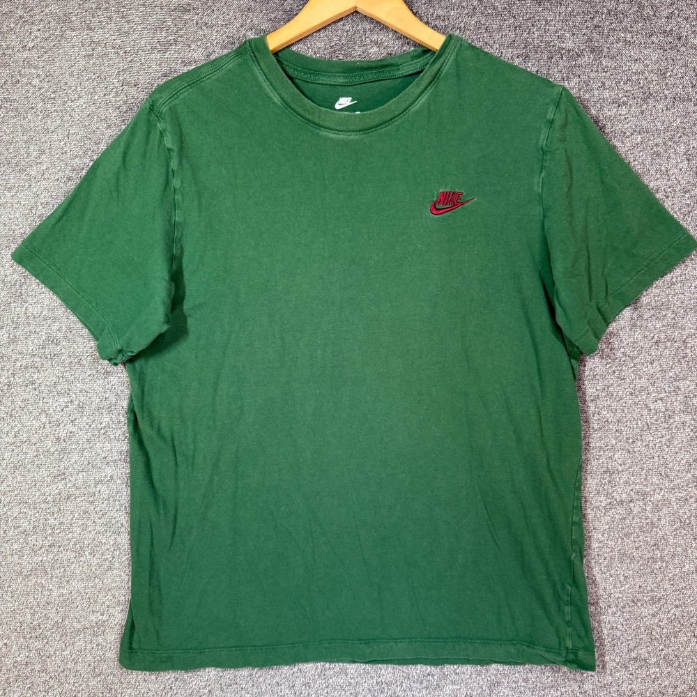 Nike T-Shirt Mens Short Sleeve Cotton Green Embroidered Logo Large